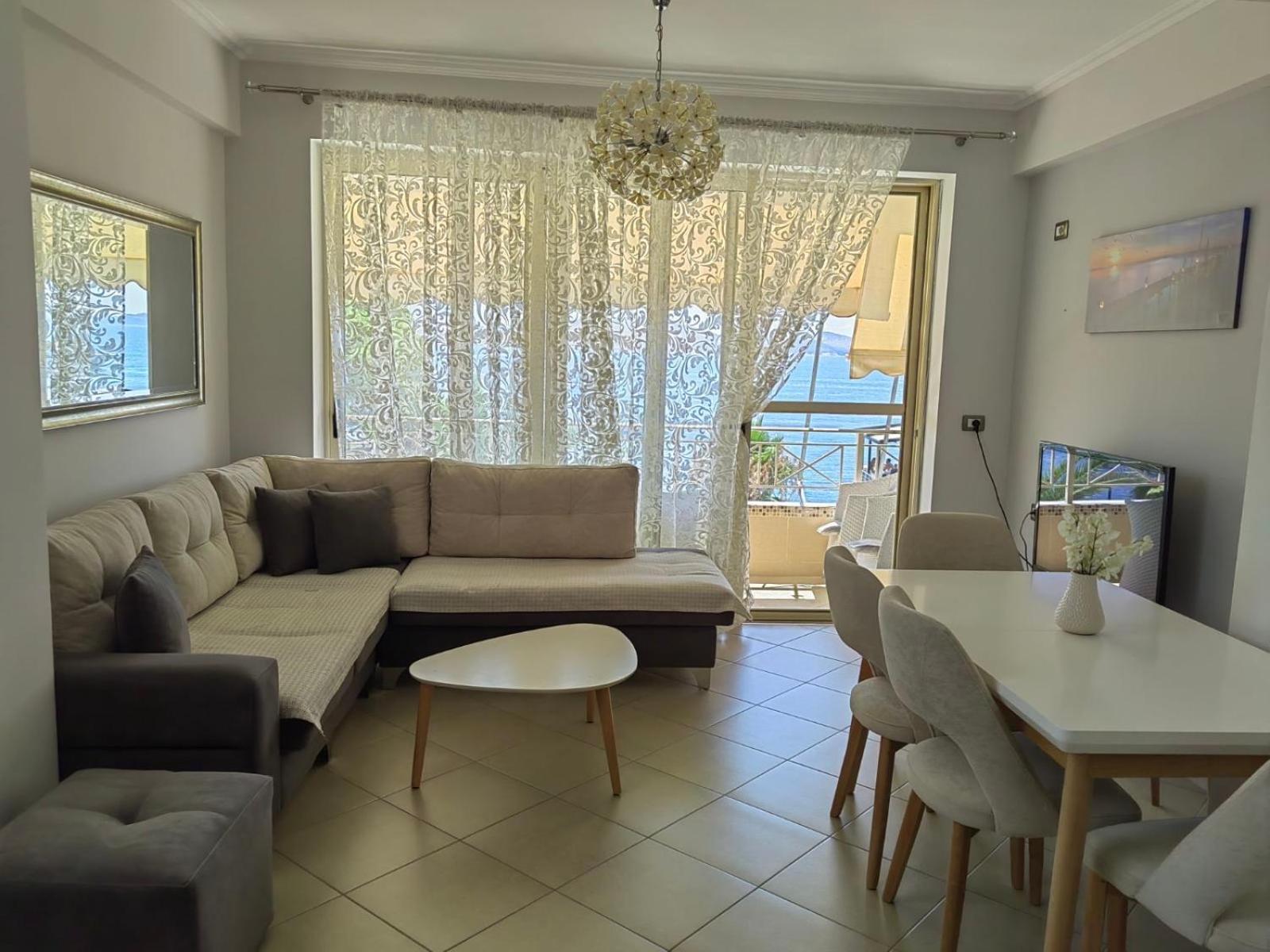 Apartment In Saranda Exterior photo